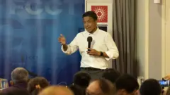 ชัชชาติ สิทธิพันธุ์ ตอบคำถามกับผู้สื่อข่าวนานาชาติ