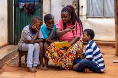 Quand les mères analphabètes guident la réussite scolaire de leurs enfants