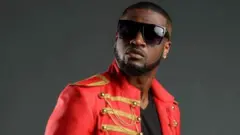 M. P et son jumeau - qui formaient ensemble le groupe P-Square - se sont séparés de manière brutale il y a trois ans.