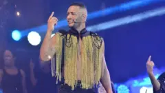 محمد رمضان ارتدى أكثر من عشرة أزياء خلال حفله في الساحل الشمالي.
