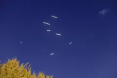 Ciidamada Difaaca Israa’iil (IDF) ayaa sheegay in ay bartilmaansadeen warshadaha gantaallada iyo goobo kale oo u dhow Tehran iyo galbeedka Iran subaxnimadii Sabtida.