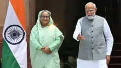 द लेंस में इस बार बांग्लादेश-भारत रिश्ते और शेख़ हसीना को मिली सज़ा से जुड़े सवालों पर चर्चा