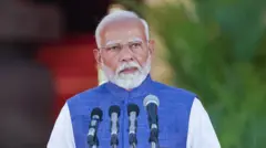 नरेंद्र मोदी