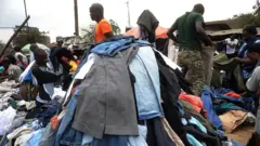 Abacuruzi b'imyenda ya caguwa muri Kenya