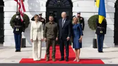 Джо Байден з дружиною та Володимир Зеленський з дружиною