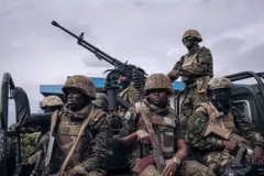 Des soldats Kenyans et Congolais