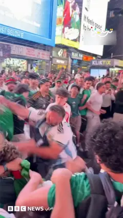 اشتباكات بين جماهير الجزائر والأرجنتين بنيويورك