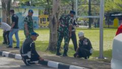 Kampus UNP Padang kena peluru nyasar tujuh kali dari latihan TNI – 'Tiba-tiba tangan saya sudah berdarah'