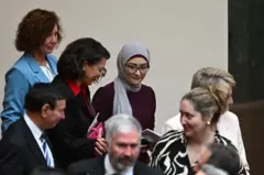 السيناتور فاطمة بايمان