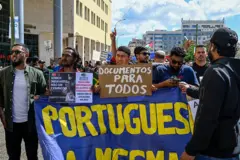 Imigrantes sem documentos participaram do protesto para celebrar o Dia do Trabalhador em Lisboa