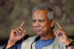 অধ্যাপক মুহাম্মদ ইউনুসের বিরুদ্ধে একাধিক মামলা এই মুহুর্তে আদালতে বিচারাধীন অবস্থায় রয়েছে। 