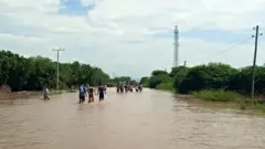 Namoota magaalaa lolaan miidhamte keessa deeman