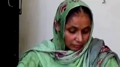 ਇਹ ਜੋੜਾ ਕੱਪੜੇ ਦੇ ਥੈਲੇ ਬਣਾ ਕੇ ਕਿਉਂ ਵੰਡ ਰਹੇ ਹਨ