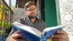 ممبئی سے برطانیہ: کوڑا اٹھانے سے پی ایچ ڈی تک کا سفر
