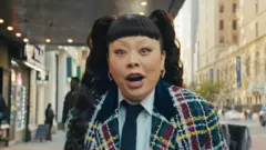 나오미 와타나베