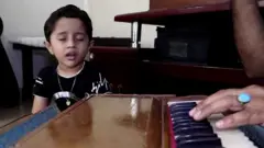 బాల గాయకుడు