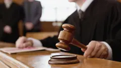 دادگاه