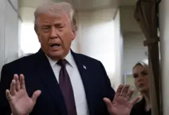 الرئيس الأمريكي دونالد ترامب.