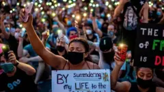 Gufata videwo ku bikorwa bibi bya polisi bimaze kumenyerwa muri Amerika