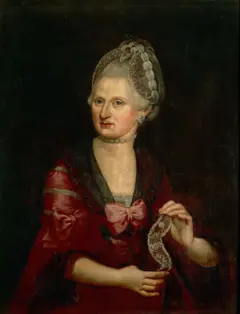 Retrato de Anna Maria Mozart, elegantemente vestida com um vestido vermelho escuro, com um laço ao centro e uma espécie de fita na mão.