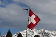 বাংলাদেশ, আলবেনিয়া ও জাম্বিয়া, এই তিন দেশের জন্য উন্নয়ন সহযোগিতা বন্ধ করতে যাচ্ছে সুইজারল্যান্ড সরকার। 