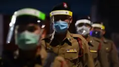ตำรวจ