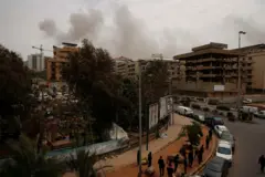 دخان يتصاعد بعد غارة إسرائيلية على بيروت