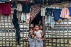 বাংলাদশে কত রোহিঙ্গা আছে?