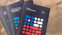 Ejemplares del proyecto de Constitución
