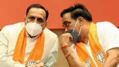 વિજય રૂપાણી- સી.આર. પાટીલ