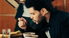 ኣቤልን ኣዲኡን ኣብ ምጥዓም እቲ ቡን ተሳቲፎም