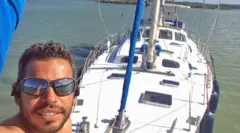 BBC Africa Eye කණ්ඩායම 'Mr Fox' සොයා යෑම 