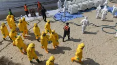 น้ำมันรั่วระยอง