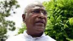 मल्लिकार्जुन खड़गे