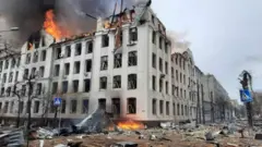 Russia invade Ukraine: Latest fotos of welcome for thousands of Ukrainians wey escape