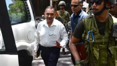 मालेगाव स्फोट: 'केवळ शंकेला सत्य मानता येणार नाही', विशेष न्यायालयानंप्रज्ञा सिंह ठाकूरसह 7 जणांना का सोडलं?