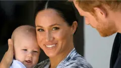 Archie, Meghan na Harry