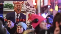 Protesters in New York calling for impeachment on the eve of the House vote, 17 December 2019