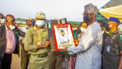 Makinde sún owó oṣù àwọn agùnbánirọ̀ ìpinlẹ Ọyọ sókè láti ẹgbẹ̀rún márùn ún sí ẹgbẹ̀rún mẹ́ẹ̀dógún náírà