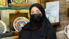 Gabar quraanka oo idil ku qortay gacanteeda oo leh farshaxan cajiib ah 