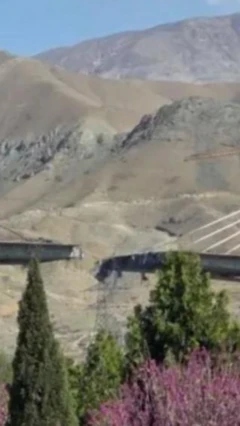  இரானில் மிகப்பெரிய பாலத்தின் மீது அமெரிக்கா தாக்குதல் 