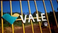 Símbolo da Vale em fachada da empresa