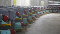 ردیف موشک‌ها در یک شهر موشکی