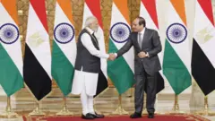 सीसी के साथ मोदी