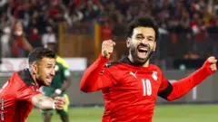 Mohamed Salah dey celebrate di Egyptian goal