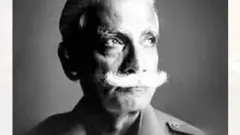 মুক্তিবাহিনীর প্রধান কর্নেল মহম্মদ আতাউল গণি ওসমানী পরে জেনারেল পদে উন্নীত হন