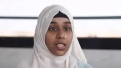 महिला