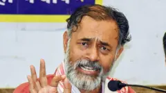 योगेंद्र यादव