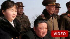 வட கொரியத் தலைவரின் மகள் கிம் ஜு ஏ.