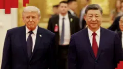 Китай влаштував для американського президент дійсно пишний прийом, але тепер зустрічатиме ще одного гостя. Путін приїде туди найближчим часом, так кажуть у Москві. Як це вплине на начебто налагоджені відносини Китаю і США?
